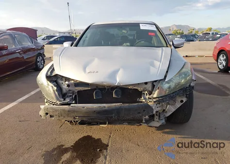 2010 Honda Accord 2.4 Lx z USA, uszkodzony, nr VIN 1HGCP2F35AA185827